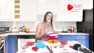hot topless housewife gets
